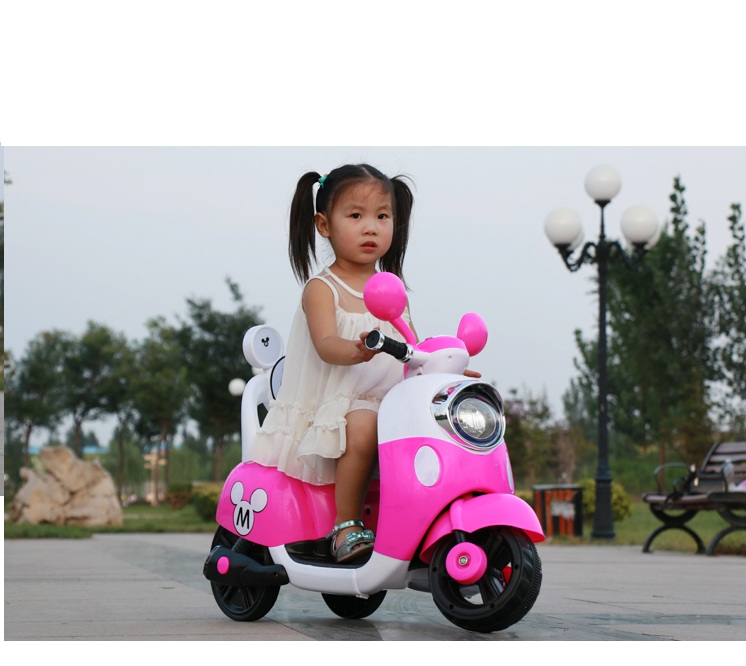 Xe điện trẻ em Vespa M6688
